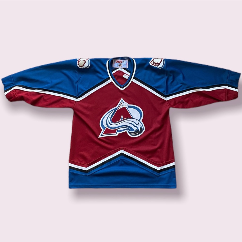 VINTAGE 90s COLORADO AVALANCHE CCM JERSEY